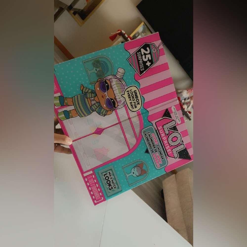 LOL SURPRISE 25 DAY CALENDAR